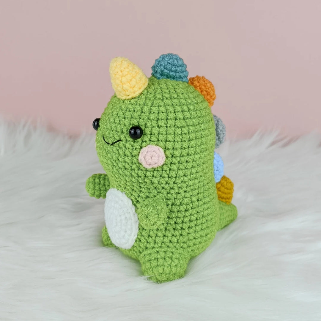 Baby best sale dino amigurumi